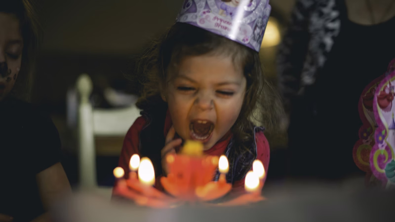 Kids party invitation preview